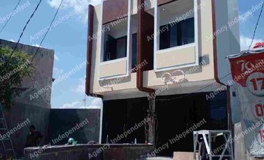 Ruko Baru 2 lantai akses mobil untuk rumah tinggal di jalan raya Kedung halang Bogor
