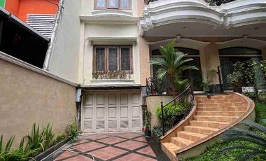 Dijual Rumah mewah Full Furnished