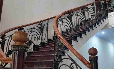 Dijual Rumah mewah Full Furnished