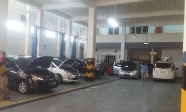 DIJUAL GEDUNG SHOWROOM 3½ LANTAI TERMASUK BENGKEL DAN BODY REPAIR*  DI JL. KARTINI RAYA, PANCORAN MAS DEPOK