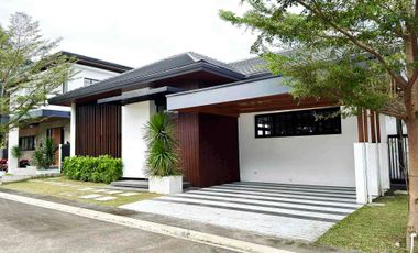 𝐅𝐔𝐋𝐋𝐘 𝐅𝐔𝐑𝐍𝐈𝐒𝐇𝐄𝐃 𝐁𝐔𝐍𝐆𝐀𝐋𝐎𝐖 𝐖𝐈𝐓𝐇 𝐒𝐖𝐈𝐌𝐌𝐈𝐍𝐆 𝐏𝐎𝐎𝐋 𝐅𝐎𝐑 𝐑𝐄𝐍𝐓 𝐈𝐍 𝐀𝐍𝐆𝐄𝐋𝐄𝐒 𝐂𝐈𝐓𝐘, 𝐏𝐀𝐌𝐏𝐀𝐍𝐆𝐀