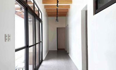 𝐅𝐔𝐋𝐋𝐘 𝐅𝐔𝐑𝐍𝐈𝐒𝐇𝐄𝐃 𝐁𝐔𝐍𝐆𝐀𝐋𝐎𝐖 𝐖𝐈𝐓𝐇 𝐒𝐖𝐈𝐌𝐌𝐈𝐍𝐆 𝐏𝐎𝐎𝐋 𝐅𝐎𝐑 𝐑𝐄𝐍𝐓 𝐈𝐍 𝐀𝐍𝐆𝐄𝐋𝐄𝐒 𝐂𝐈𝐓𝐘, 𝐏𝐀𝐌𝐏𝐀𝐍𝐆𝐀