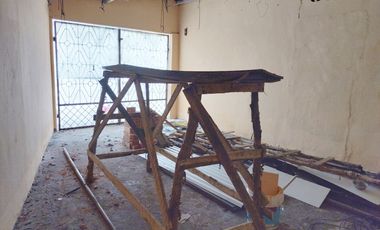 DIJUAL RUMAH HALAMAN LUAS KAWASAN DEMANG LEBAR DAUN PALEMBANG