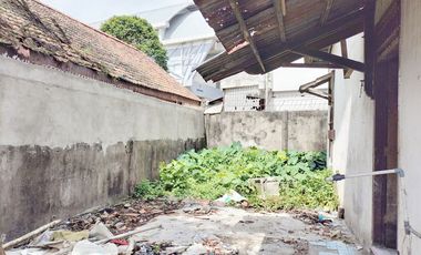 DIJUAL RUMAH HALAMAN LUAS KAWASAN DEMANG LEBAR DAUN PALEMBANG