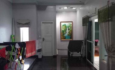 Rumah 2 Lantai Bagus Siap Huni di Garkot