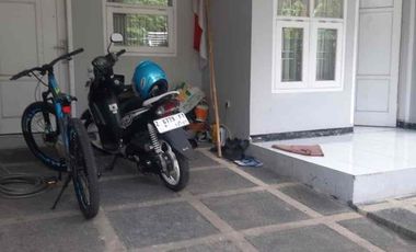 Rumah 2 Lantai Bagus Siap Huni di Garkot