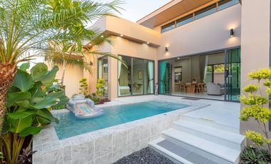 3-Bedroom, 2-Bathroom Pool Villa for Rent – Private Pool & High-Speed Internet