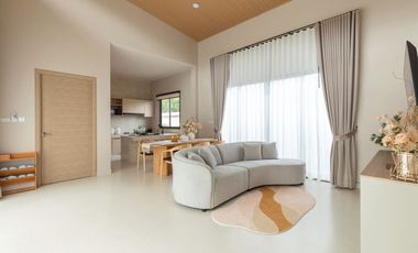 3-Bedroom, 2-Bathroom Pool Villa for Rent – Private Pool & High-Speed Internet