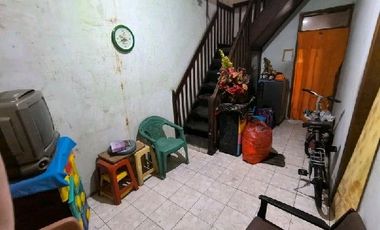 Kostan di pusat kota di sayap astana anyar, cibadak Ref.05097