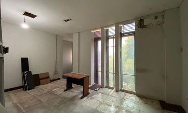 Dijual Bangunan di Daerah Strategis Kemang dan Cocok Buat Investasi