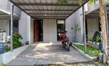 DISEWA RUMAH 2 LANTAI FULL FURNISHED GRAND WISATA BEKASI DEKAT MALL & TOL