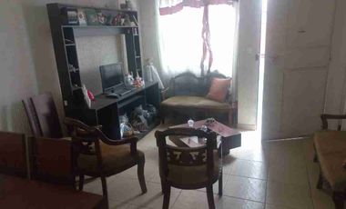 Vendo Cómoda Casa en Conjunto Cerrado con Guardiania 24 horas en Calderón.