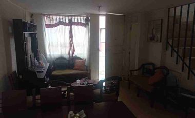 Vendo Cómoda Casa en Conjunto Cerrado con Guardiania 24 horas en Calderón.