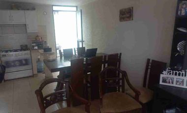 Vendo Cómoda Casa en Conjunto Cerrado con Guardiania 24 horas en Calderón.