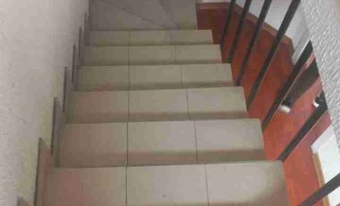 Vendo Cómoda Casa en Conjunto Cerrado con Guardiania 24 horas en Calderón.