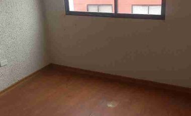 Vendo Cómoda Casa en Conjunto Cerrado con Guardiania 24 horas en Calderón.
