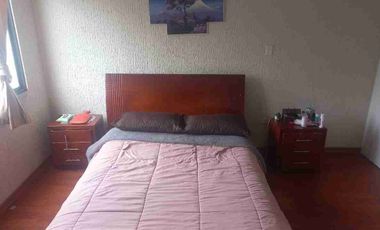 Vendo Cómoda Casa en Conjunto Cerrado con Guardiania 24 horas en Calderón.