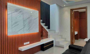DIJUAL RUMAH SEMI VILLA MODERN MINIMALIS LOKASI IMAM BONJOL