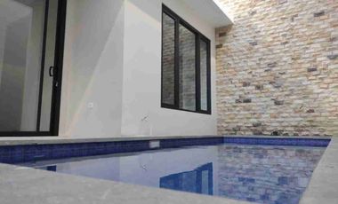 DIJUAL RUMAH SEMI VILLA MODERN MINIMALIS LOKASI IMAM BONJOL