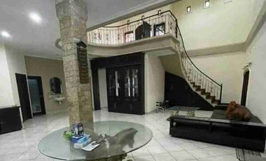 DIJUAL RUMAH 2 LANTAI MEGAH DAN ELIT LOKASI GATSU TIMUR