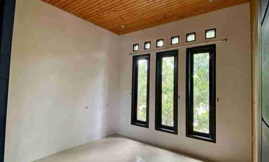 Rumah Mewah Luas 873m2 + Kolam Ikan Bumi Rakata Asri Cilegon Banten