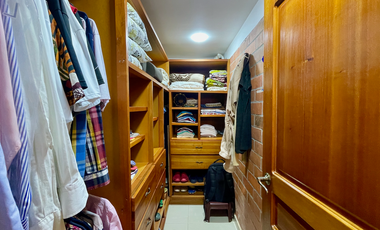 Extraordinaria casa campestre con piscina en un solo nivel en Campiñas de Combia Condominio Campestre. Pereira - Colombia.