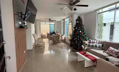 SE VENDE CASA DE 3 NIVELES – CONJUNTO RESIDENCIAL GUARATAROS-YOPAL