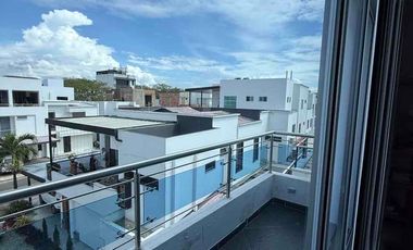 SE VENDE CASA DE 3 NIVELES – CONJUNTO RESIDENCIAL GUARATAROS-YOPAL