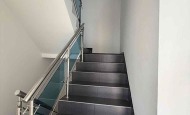 SE VENDE CASA DE 3 NIVELES – CONJUNTO RESIDENCIAL GUARATAROS-YOPAL