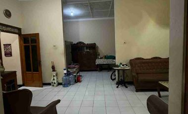 Rumah 1 Lantai Dalam Ringroad Di Gedongkuning, Kota Yogyakarta