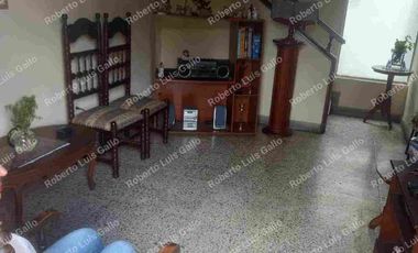 Vendo apto 3er.piso en Prado Centro cerca al águila descalza