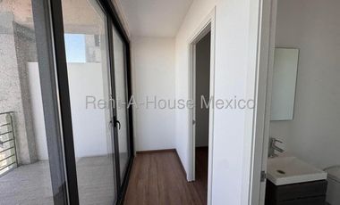 Altos de Juriquilla penthouse en VENTA IO3409