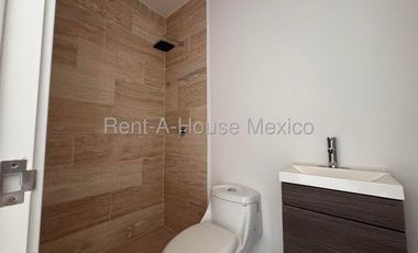 Altos de Juriquilla penthouse en VENTA IO3409