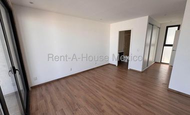 Altos de Juriquilla penthouse en VENTA IO3409