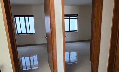 Encantadora casa en renta en el fraccionamiento Triventi con vigilancia 24/7