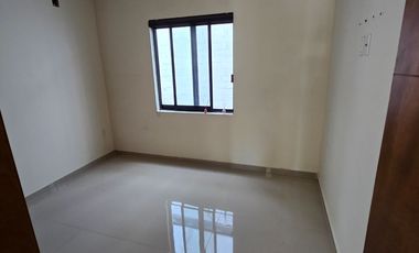 Encantadora casa en renta en el fraccionamiento Triventi con vigilancia 24/7