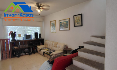 SE VENDE CASA CON ROOF GARDEN, CON ALBERCA EN CONDOMINIO, APLICA CREDITOS