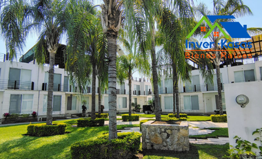 SE VENDE CASA CON ROOF GARDEN, CON ALBERCA EN CONDOMINIO, APLICA CREDITOS