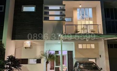TOWN HOUSE Full Furnish Dijual CEPAT Rumah Mewah Minimalis Modern