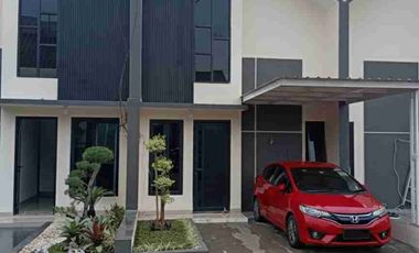 rumah di depok 5 menit ke stasiun Depok lama dan Citayam