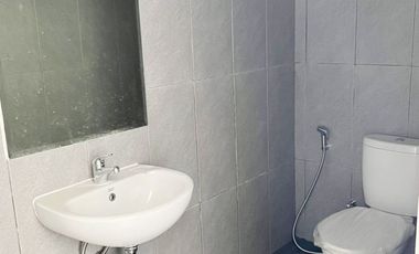 Ruko New East 3lt 5x17 85m Hdp Boulevard JGC Jakarta Garden City