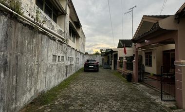 Dijual rumah lokasi sangat strategis di gedong kuning ;lingkungan nyaman dan aman dekat JEC, Pasar kotagede, gembiraloka