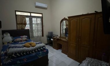 Dijual rumah lokasi sangat strategis di gedong kuning ;lingkungan nyaman dan aman dekat JEC, Pasar kotagede, gembiraloka