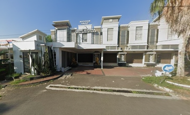 Dijual ruko posisi di HOOK full furnished,lokasi Jln. Kebon Agung, tlogoadi Berbentuk ngantong belakang (lebih lebar bagian belakang)