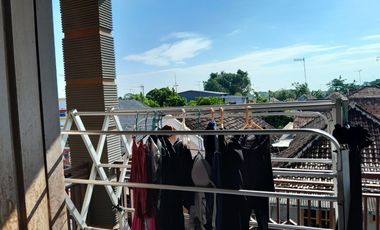 Rumah Kos 2 Lantai di Probolinggo - SHM, Full Furniture