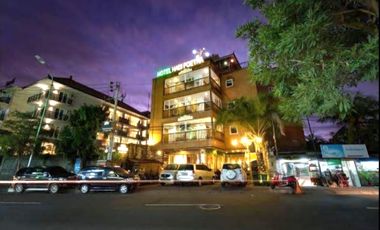 Hotel Bagus Di Raya Kuta Dekat Bandara Pantai kuta Krisna oleh oleh