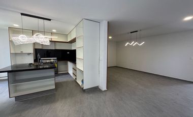 VENTA DE CASA EN FRACC CAMPESTRE CERCA DE CU CON JARDIN