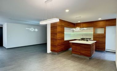 VENTA DE CASA EN FRACC CAMPESTRE CERCA DE CU CON JARDIN