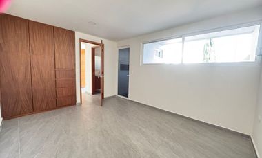 VENTA DE CASA EN FRACC CAMPESTRE CERCA DE CU CON JARDIN