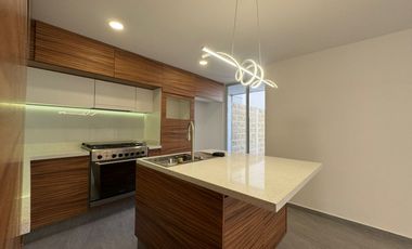 VENTA DE CASA EN FRACC CAMPESTRE CERCA DE CU CON JARDIN